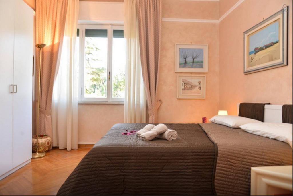 B&B Classy Rom Rum bild